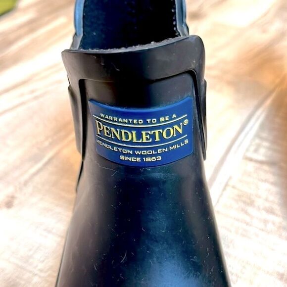 Pendleton pull on Chelsea waterproof rain boots women’s/girls size 5 - Picture 3 of 10